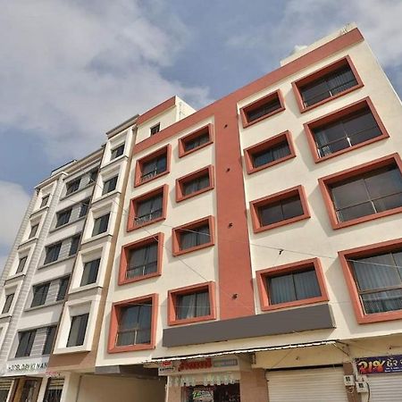 Hotel Kuber Dwārka Exteriér fotografie